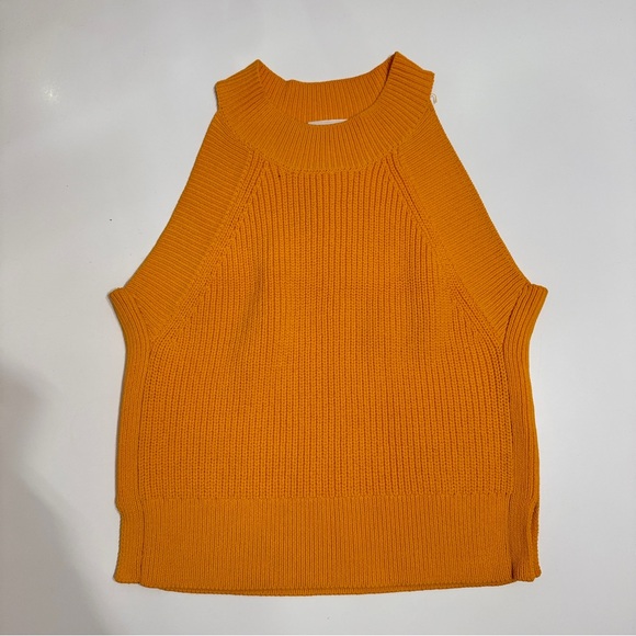 aritzia wilfred sweater vest yellow mustard color - Picture 1 of 3